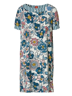 BLOND AND BEAUTIFUL DUELLA - du Milde kjole